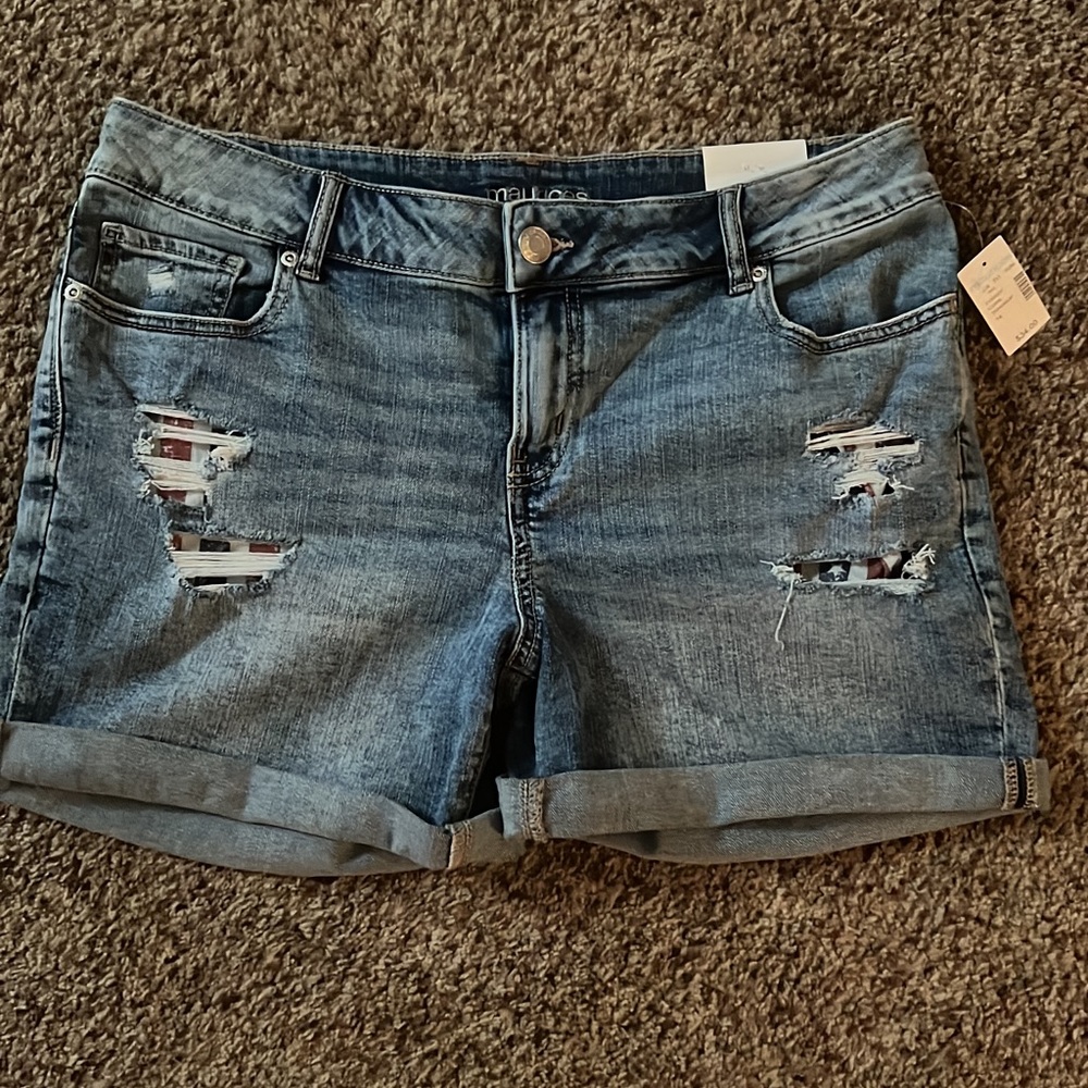 Maurices American flag shorts
